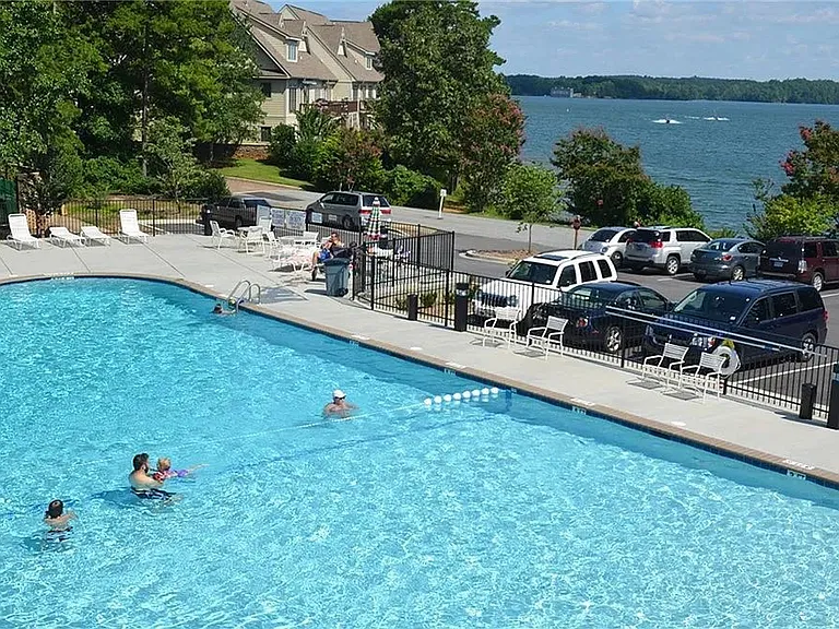 11 Mizzen Ln — Photo 24