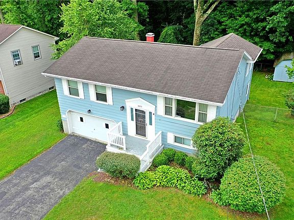 3rd image of 4073 Baymar Dr
