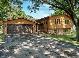 7120 Mill Rd, Rockford, IL 61108