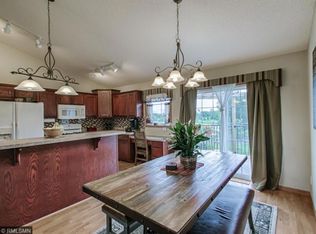 21384 Hytrail Cir, Lakeville, MN 55044