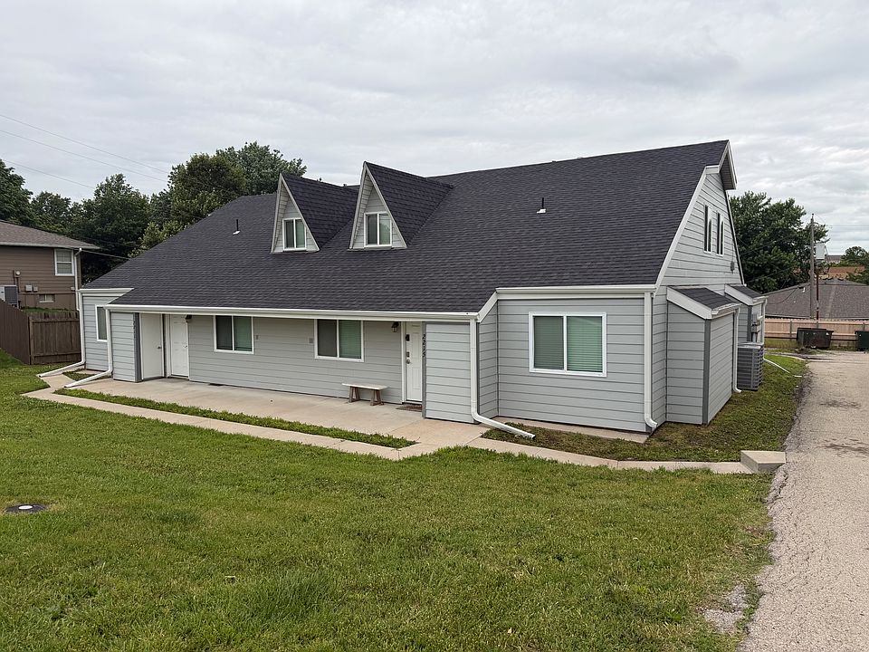 1st image of 2215 Prairie St #2215