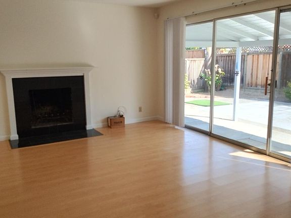 4th image of 1088 Prouty Way