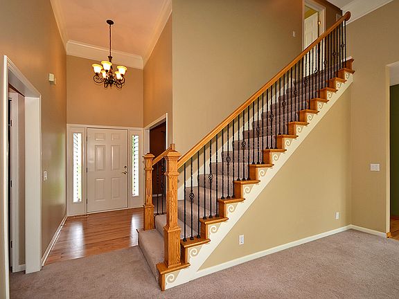 2nd image of 3 Timber Creek Dr