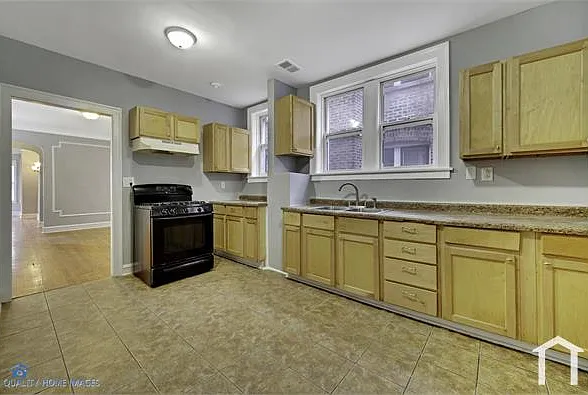 7925 S Trumbull Ave #1 — Photo 17