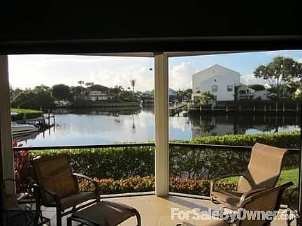 Lagoon View from patio
						:
						Boat slips close by