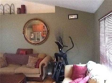 4th image of 1573 SW Meridian Ave
