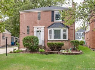 564 S Edgewood Ave, Elmhurst, IL 60126
