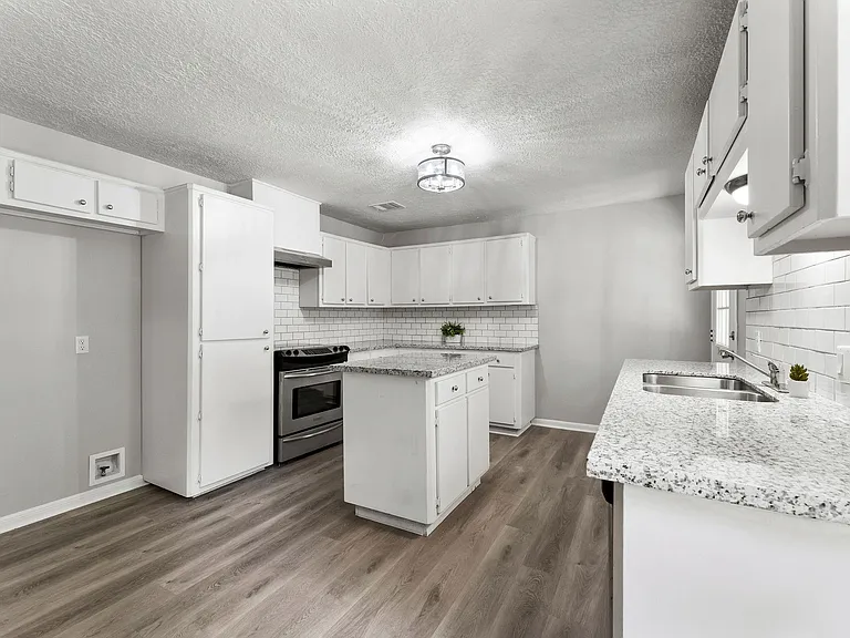 601 Dogwood Trl — Photo 10