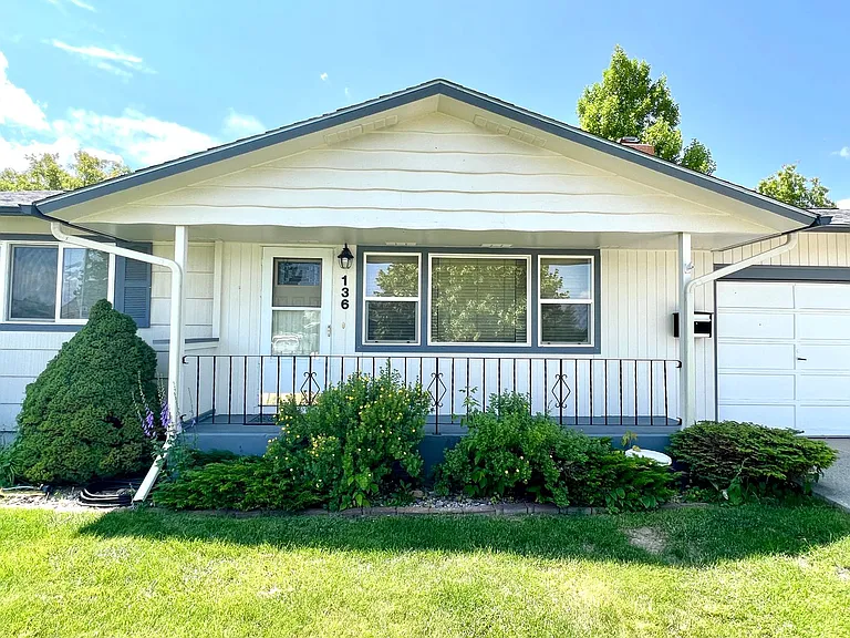 136 Fairway Dr — Photo 23