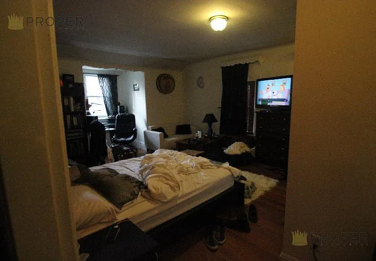 73 Thorndike St — Photo 32