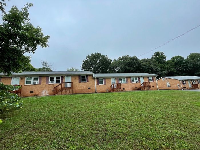 1st image of 1823 Mountainbrook Dr #1823