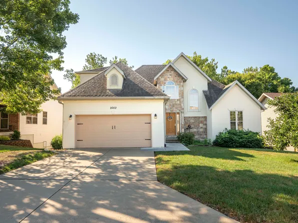 2052 W High Point Street, Springfield, MO 65810