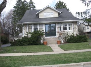 1349 Church St, Northbrook, IL 60062