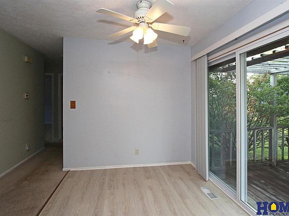 3rd image of 4921 W Huntington Ave