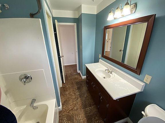 Upstairs bathroom