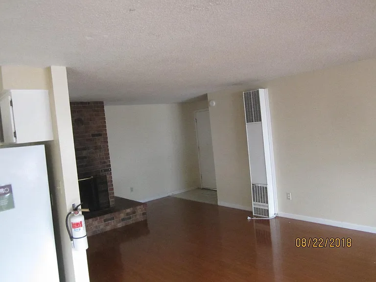77 California St — Photo 9