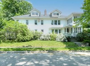 81 Forest St, Worcester, MA 01609