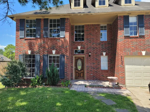 5322 Golden Stream Dr, Houston, TX 77066