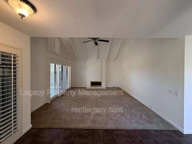 255 Munroe St — Photo 21