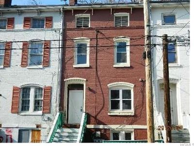 66 Lander St, Newburgh, NY, 12550