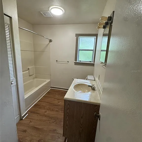4025 SW 20th Dr — Photo 9