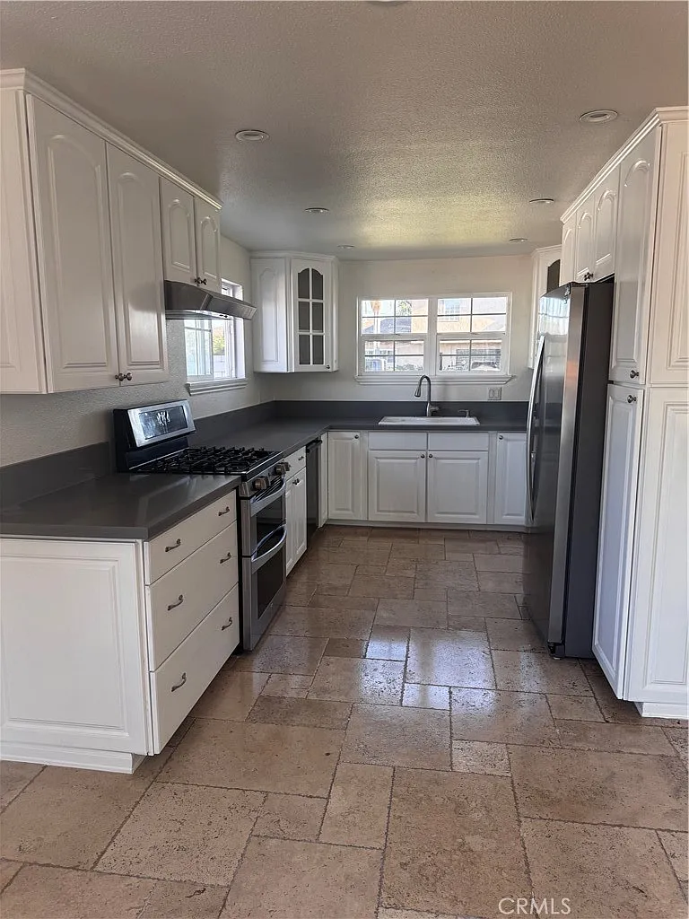 3 bed, 1654 sqft, $4,500 — Photo 4