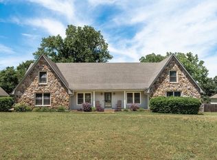 4125 Sunny Meadows Rd, Bartlett, TN 38135