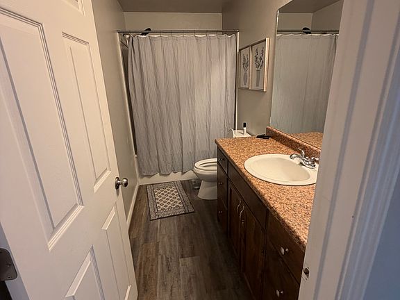 2nd image of 737 E Sandhill Ct