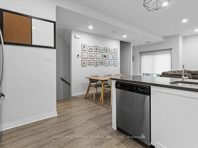 51 Sparrow Ave #56 — Photo 11