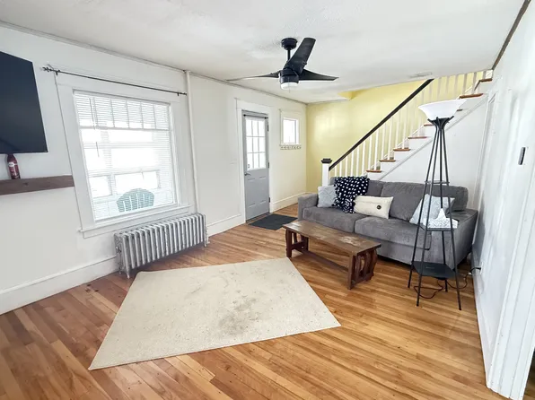 292 Hillside Ave, Berlin, NH 03570