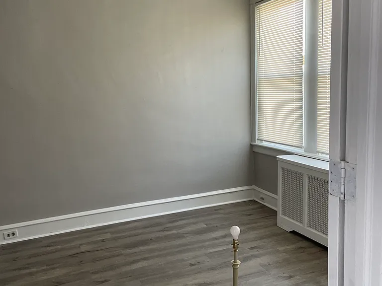 1452 E Cheltenham Ave #1 — Photo 1