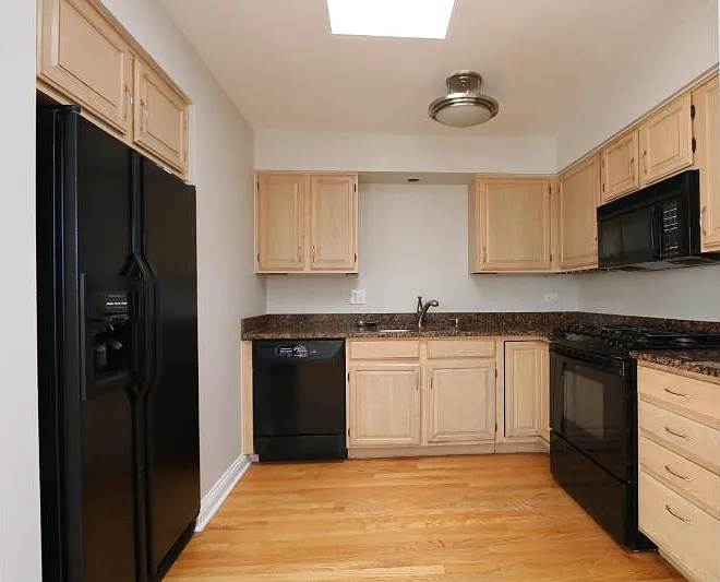 702 S Lytle St #3S — Photo 10