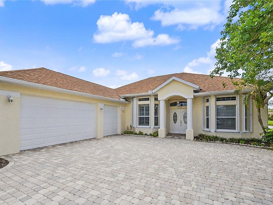1st image of 680 Sarina Ter SW