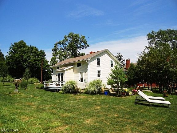 2nd image of 96 Barlow Hl