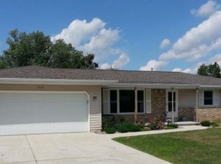 2830 Brookview Ct, Green Bay, WI 54313
