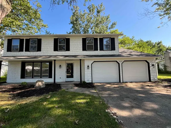 1029 Breton Ln, Fort Wayne, IN 46845