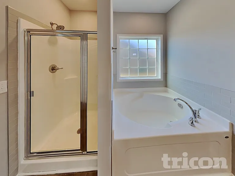 1022 Cyril Dr — Photo 9