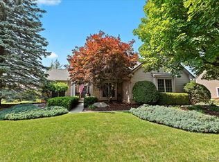 7208 Ilanaway Dr, West Bloomfield, MI