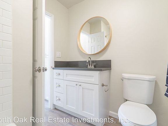 5th image of 1258 N Harvard Blvd APT 1A