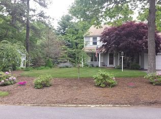 30 Starboard Dr, Mashpee, MA 02649