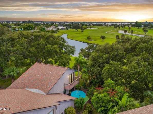 3 Fairway Dr APT 11, Cocoa Beach, FL 32931