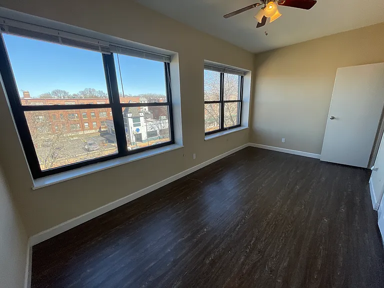 5608 Pershing Ave #1 — Photo 7