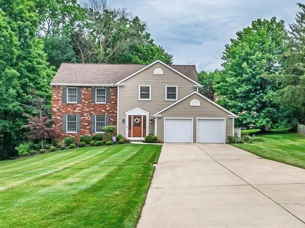 6379 Ledge Lake Ct, Concord Township, OH 44077