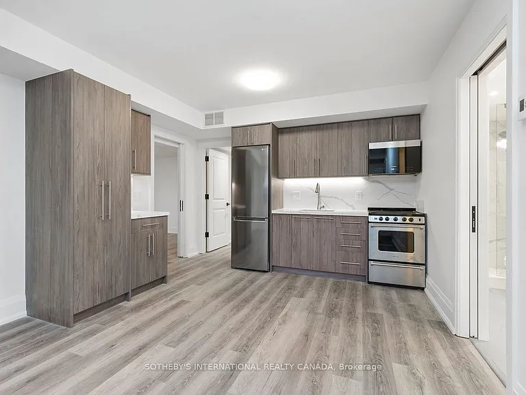 44 Larkin Ave #B — Photo 8
