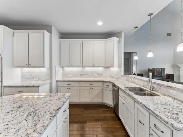 642 Jacksdaw Dr, Austin, TX 78737