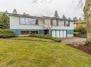 2920 NE 5th Pl, Renton, WA 98056