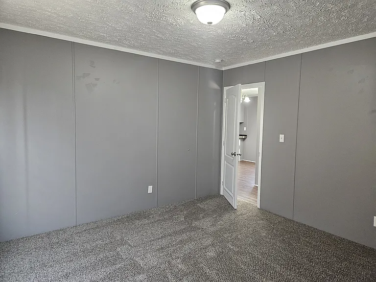 Guest bedroom 2