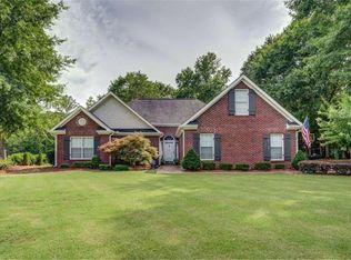 40 Stonewall Dr, Covington, GA 30016