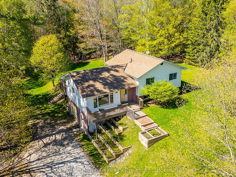 1st image of 117 Riverside Dr E
