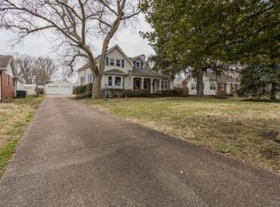 2155 Vogel Rd, Evansville, IN 47711